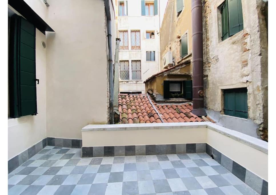 Sweet Time Venice, Luxury San Marco Frezzaria Apt! Eksteriør billede