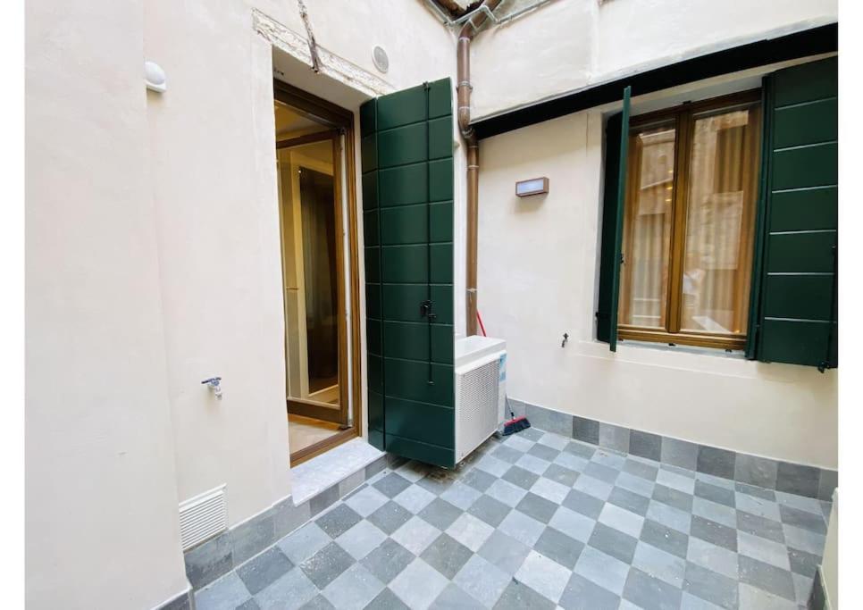 Sweet Time Venice, Luxury San Marco Frezzaria Apt! Eksteriør billede