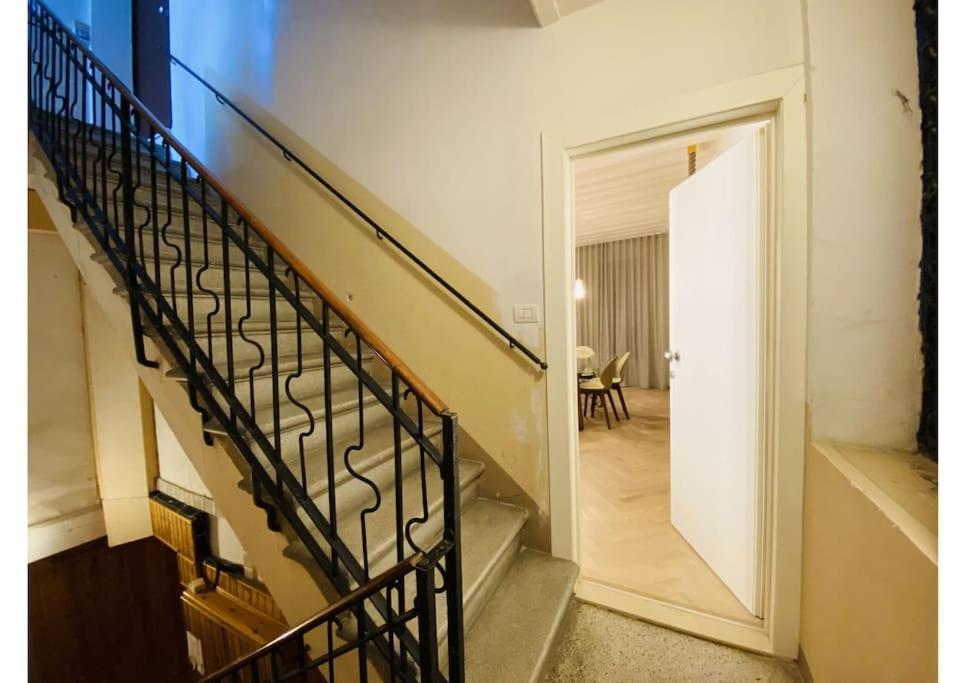 Sweet Time Venice, Luxury San Marco Frezzaria Apt! Eksteriør billede
